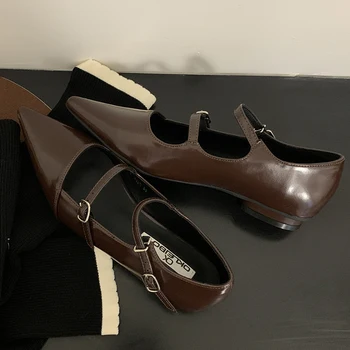 2024 Женская обувь Мэри Джейнс с острым носком для женщин Весенняя мода Пряжка Ремешок Сандалии Летняя обувь Женская обувь на плоской подошве