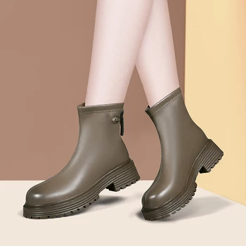 Британский стиль Уличные ботинки Плюшевые зимние сапоги Женская обувь Скольжение на женских ботильонах Мотоциклетные ботинки Винтажная обувь для инструментов