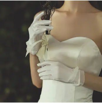 Классические белые атласные свадебные перчатки для свадьбы Оперные перчатки с коротким пальцем Атласные банкетные перчатки Acessórios de casamento