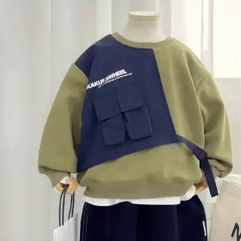 Корейская детская одежда Стиль инструментов для мальчиков Модный свитер Рубашка Пэчворк Пуловер с длинными рукавами Весна и осень 2023 Новинка