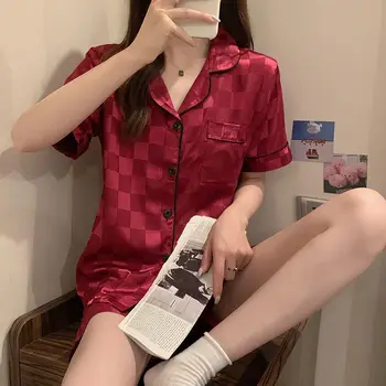 Летняя пижама из ледяного шелка с коротким рукавом для женщин очень удобна и удобна в WeChat Business Tiktok Net Красная домашняя одежда