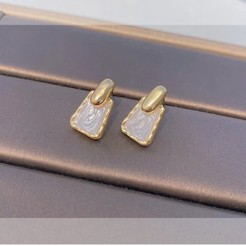  маленькие геометрические серьги-гвоздики для женщин и девочек капающее масло корейские металлические милые серьги модные ювелирные изделия аксессуары оптом подарок